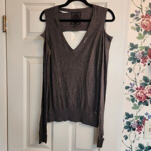 Guess Jeans- Women’s Cold-Shoulder V-Neck Sweater Top - Gray